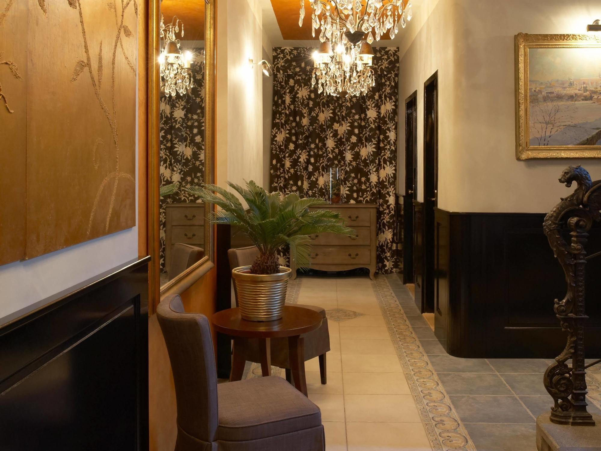 Numa Root 4* Prag